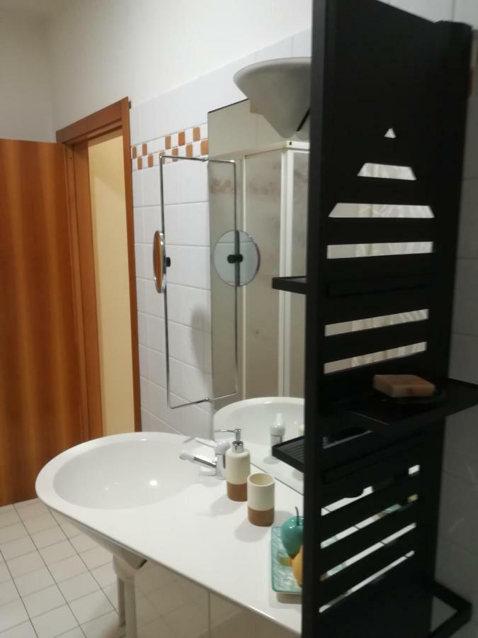 Affittacamere Lo Scoiattolo Di Mannocchi Lorella Porto SantʼElpidio المظهر الخارجي الصورة